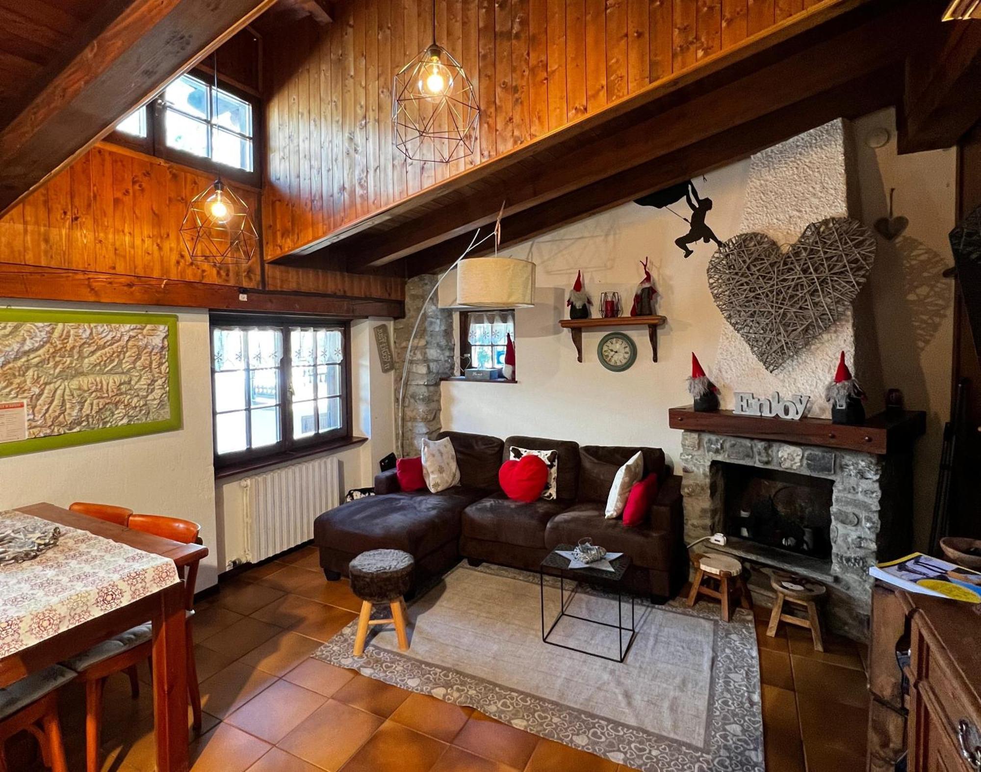 Maison I Love Mont Blanc Courmayeur Exterior foto